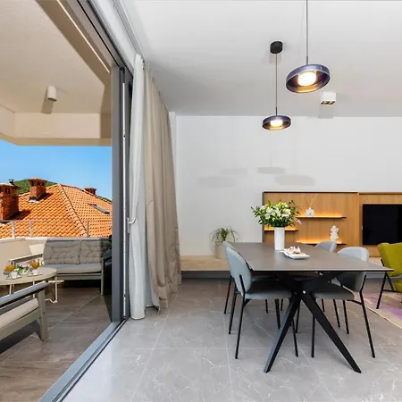 Luxury Mazza -leonarda Apartment